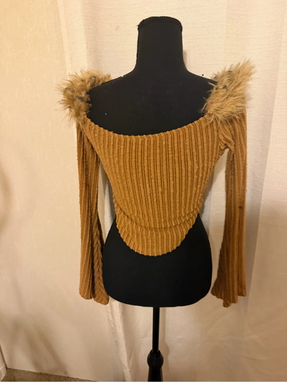 SHEIN Camel Ribbed Off-Shoulder Sweater with Faux Fur Trim
